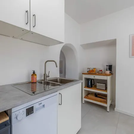 White Sage - Paradise Como